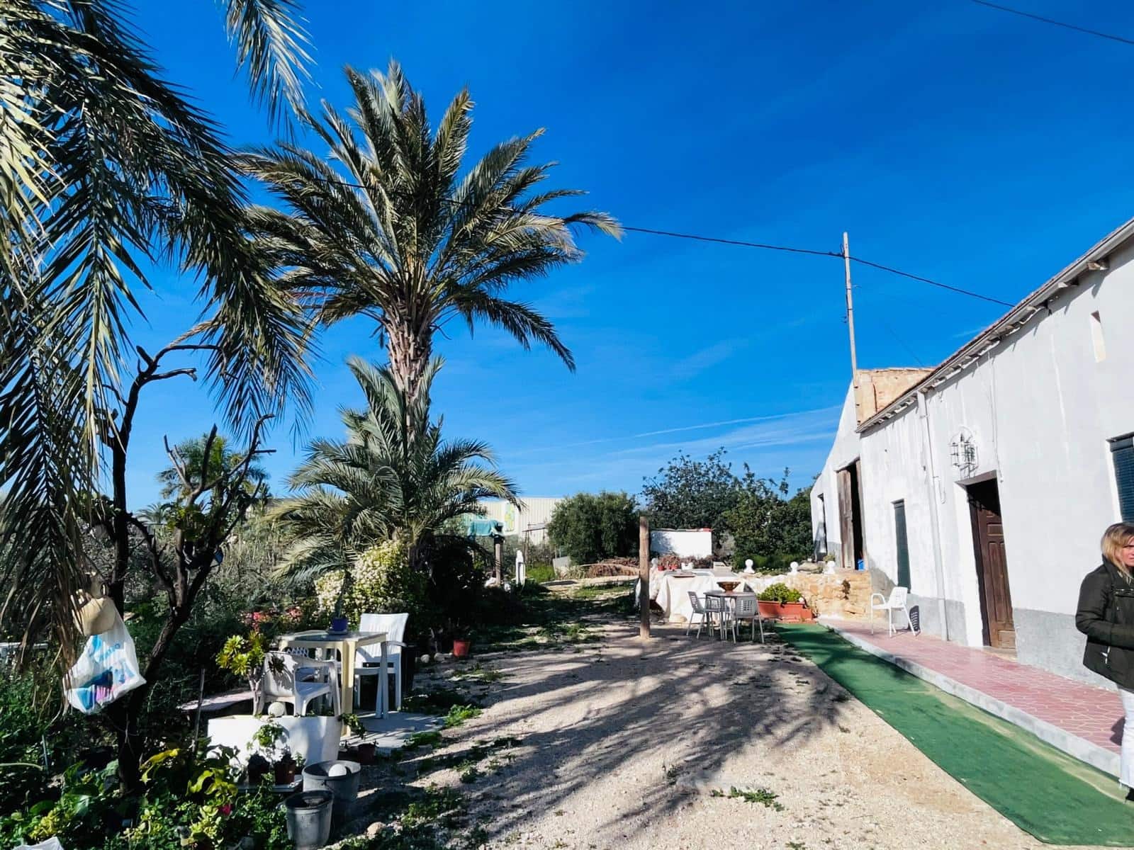 5 bedroom Villa for sale in Elche / Elx with garage - € 300,000 (Ref: 9616043)