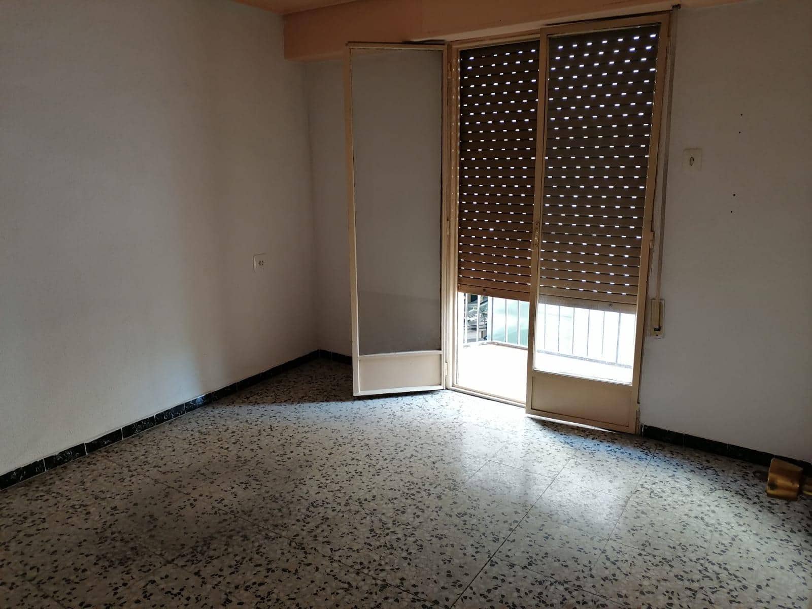 4 chambre Local Commercial à vendre à Elche / Elx - 236 000 € (Ref: 9619474)