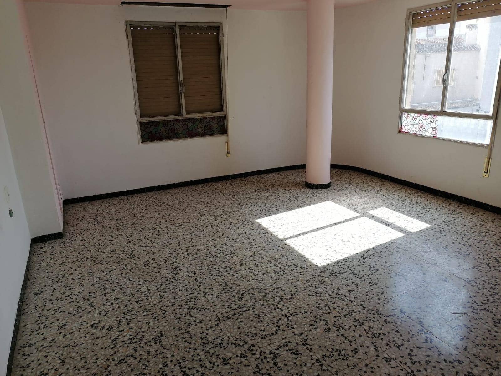 4 chambre Local Commercial à vendre à Elche / Elx - 236 000 € (Ref: 9619474)