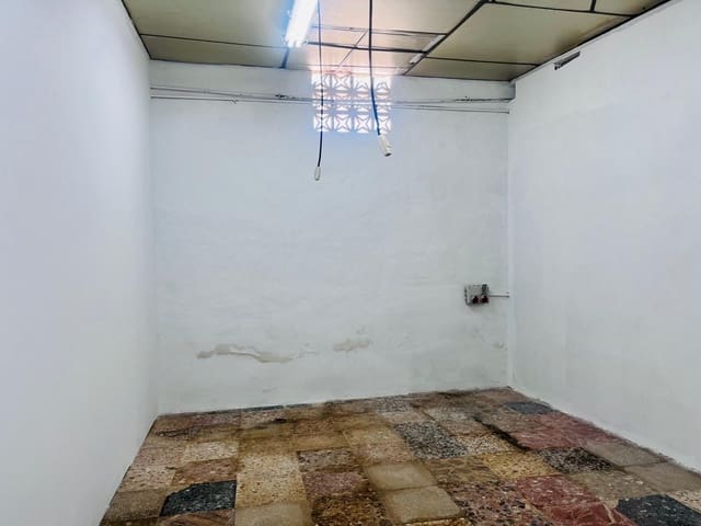 Local Commercial à louer à Elche / Elx - 250 € (Ref: 9619475)