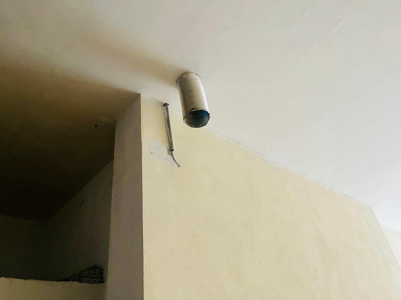 Commercieel te koop in Elche / Elx - € 78.000 (Ref: 9625881)