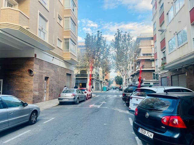 Commercieel te koop in Elche / Elx - € 78.000 (Ref: 9625881)