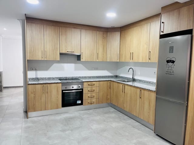 2 soverom Leilighet til salgs i Elche / Elx - € 135 000 (Ref: 9625882)