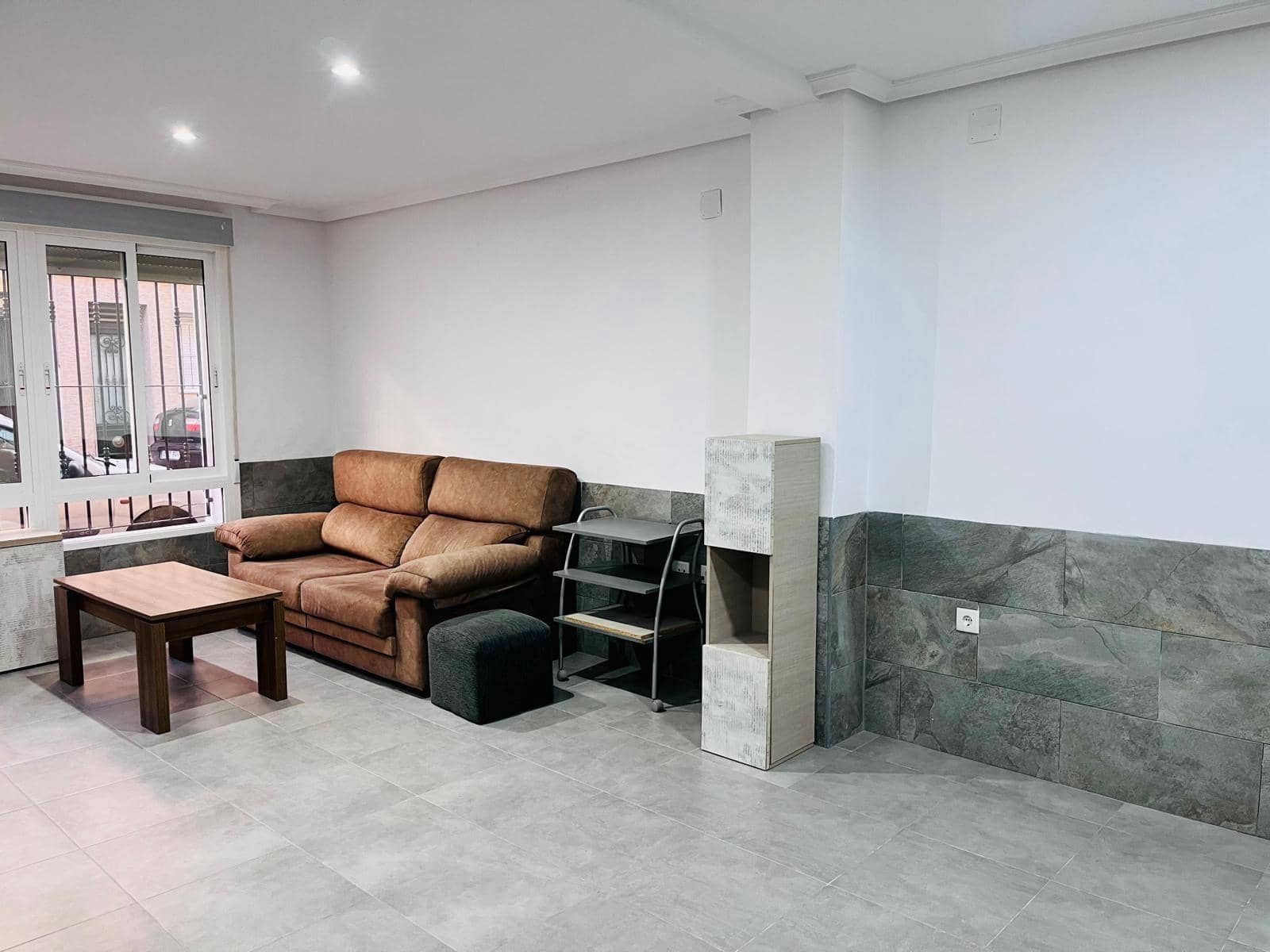 2 soverom Leilighet til salgs i Elche / Elx - € 135 000 (Ref: 9625882)