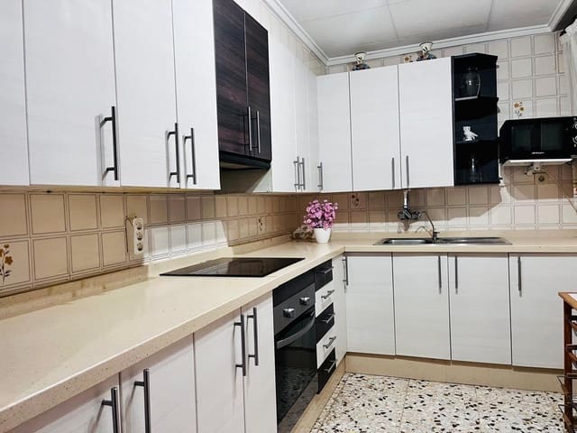 3 sypialnia Apartament na sprzedaż w Altabix, Elche / Elx - 169 700 € (Ref: 9674440)