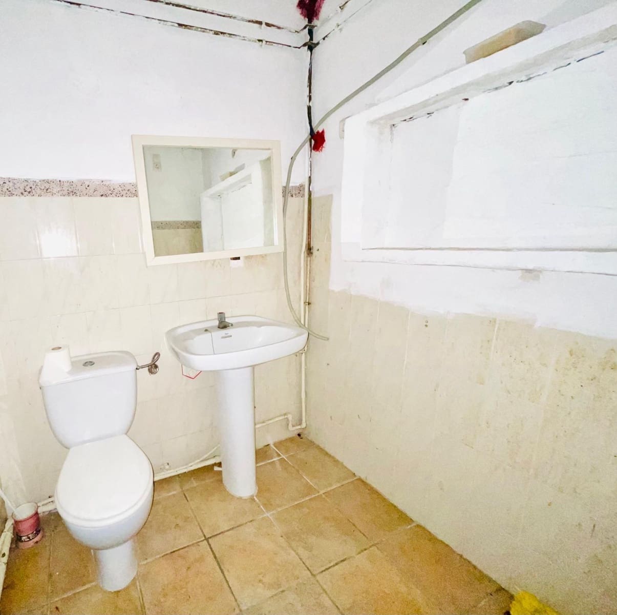 Gewerbe zu vermieten in Elche / Elx - 800 € (Ref: 9677608)