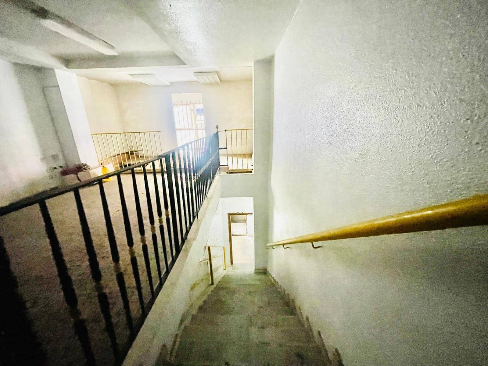 Gewerbe zu vermieten in Elche / Elx - 800 € (Ref: 9677608)