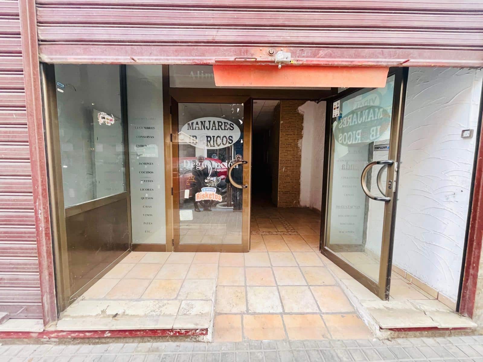 Gewerbe zu vermieten in Elche / Elx - 800 € (Ref: 9677608)