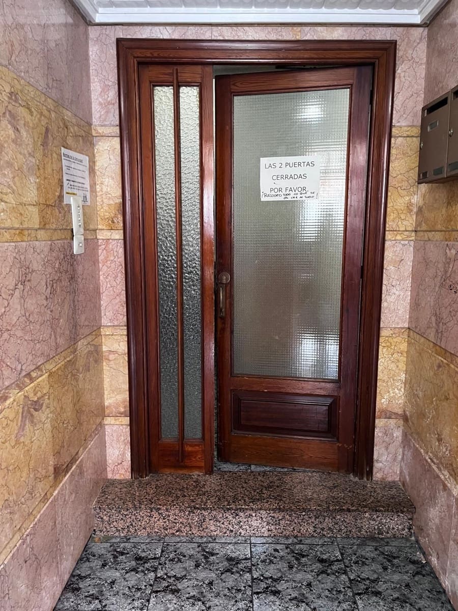 4 slaapkamer Appartement te koop in Elche / Elx - € 148.000 (Ref: 9677609)