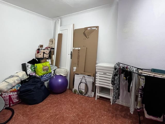 4 slaapkamer Appartement te koop in Elche / Elx - € 148.000 (Ref: 9677609)