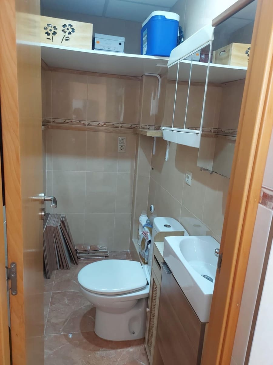 3 bedroom Flat for sale in Elche / Elx - € 250,000 (Ref: 9741853)