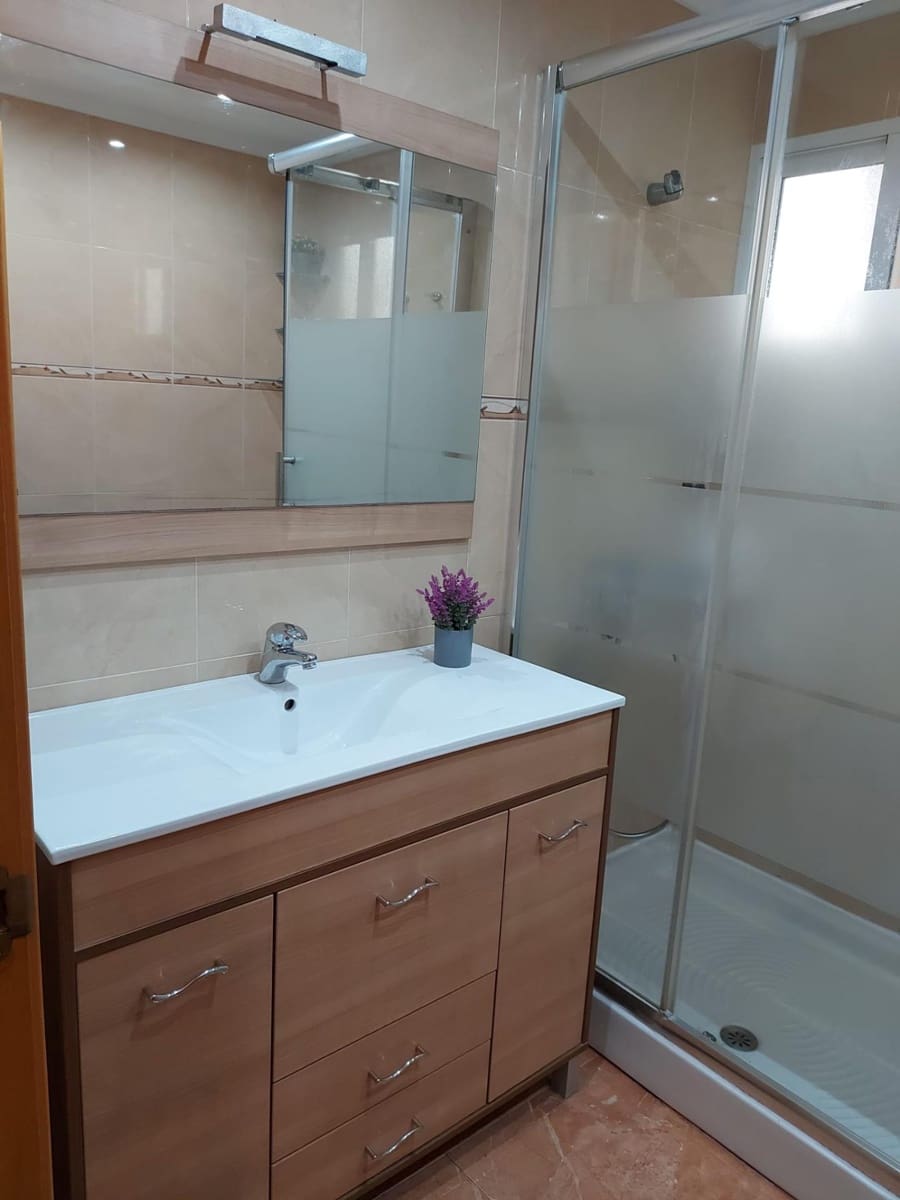 3 bedroom Flat for sale in Elche / Elx - € 250,000 (Ref: 9741853)