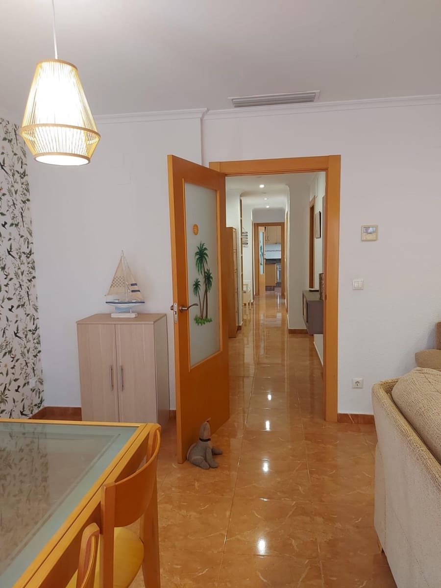 3 bedroom Flat for sale in Elche / Elx - € 250,000 (Ref: 9741853)