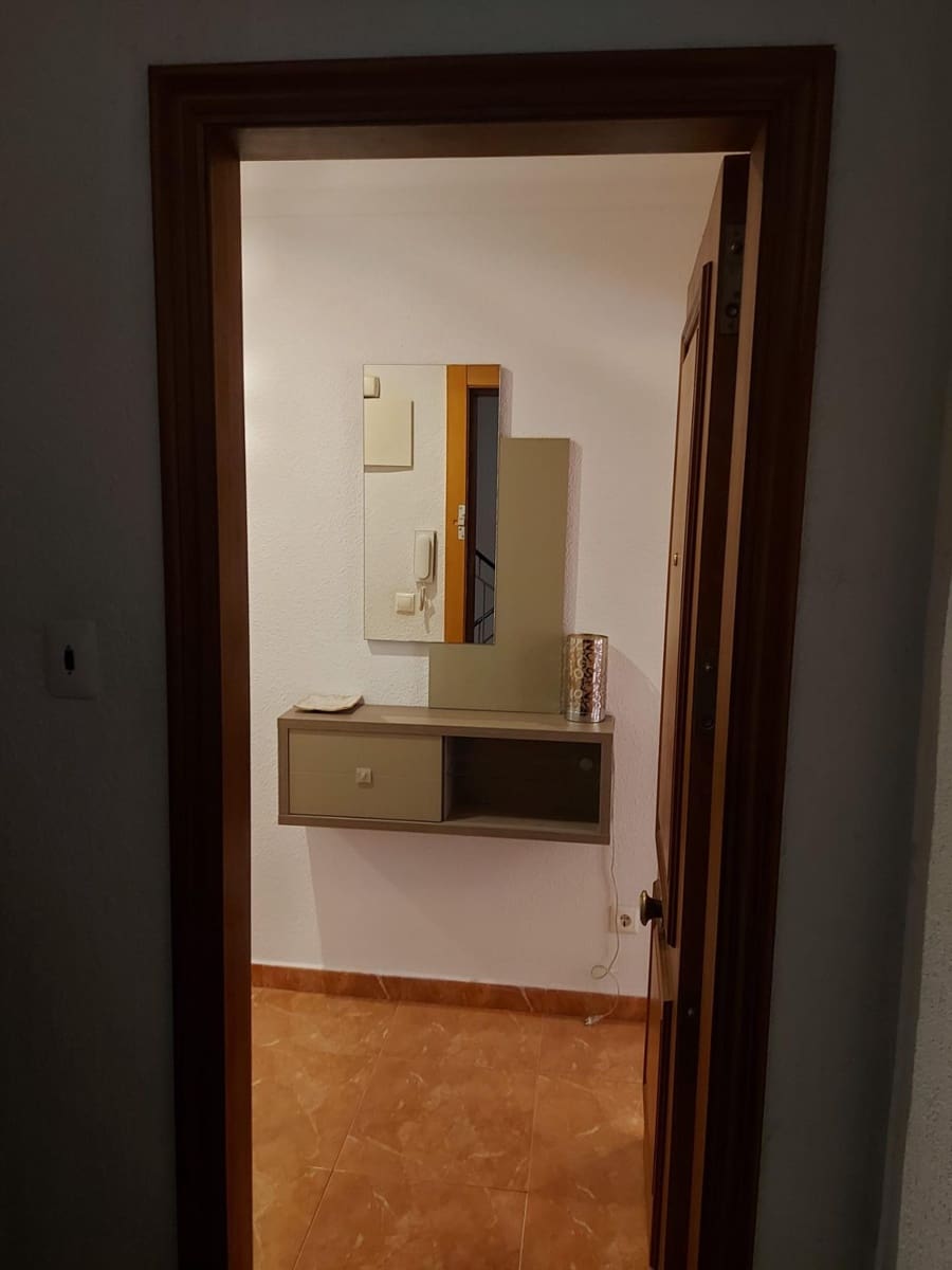 3 bedroom Flat for sale in Elche / Elx - € 250,000 (Ref: 9741853)