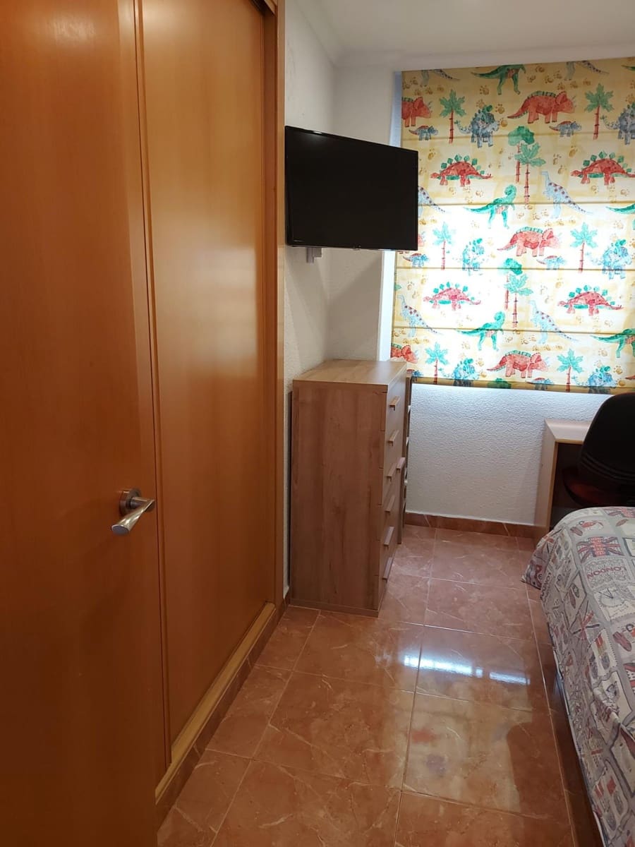 3 bedroom Flat for sale in Elche / Elx - € 250,000 (Ref: 9741853)