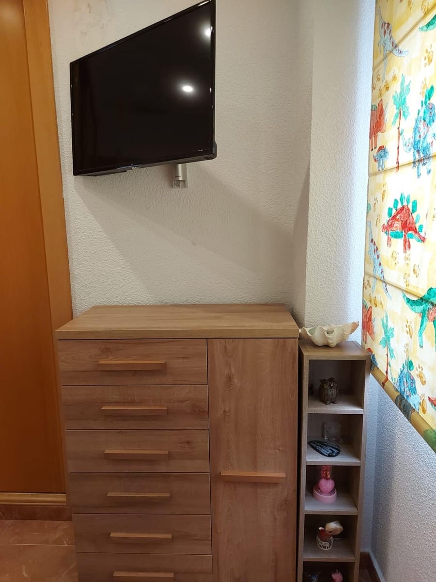 3 bedroom Flat for sale in Elche / Elx - € 250,000 (Ref: 9741853)