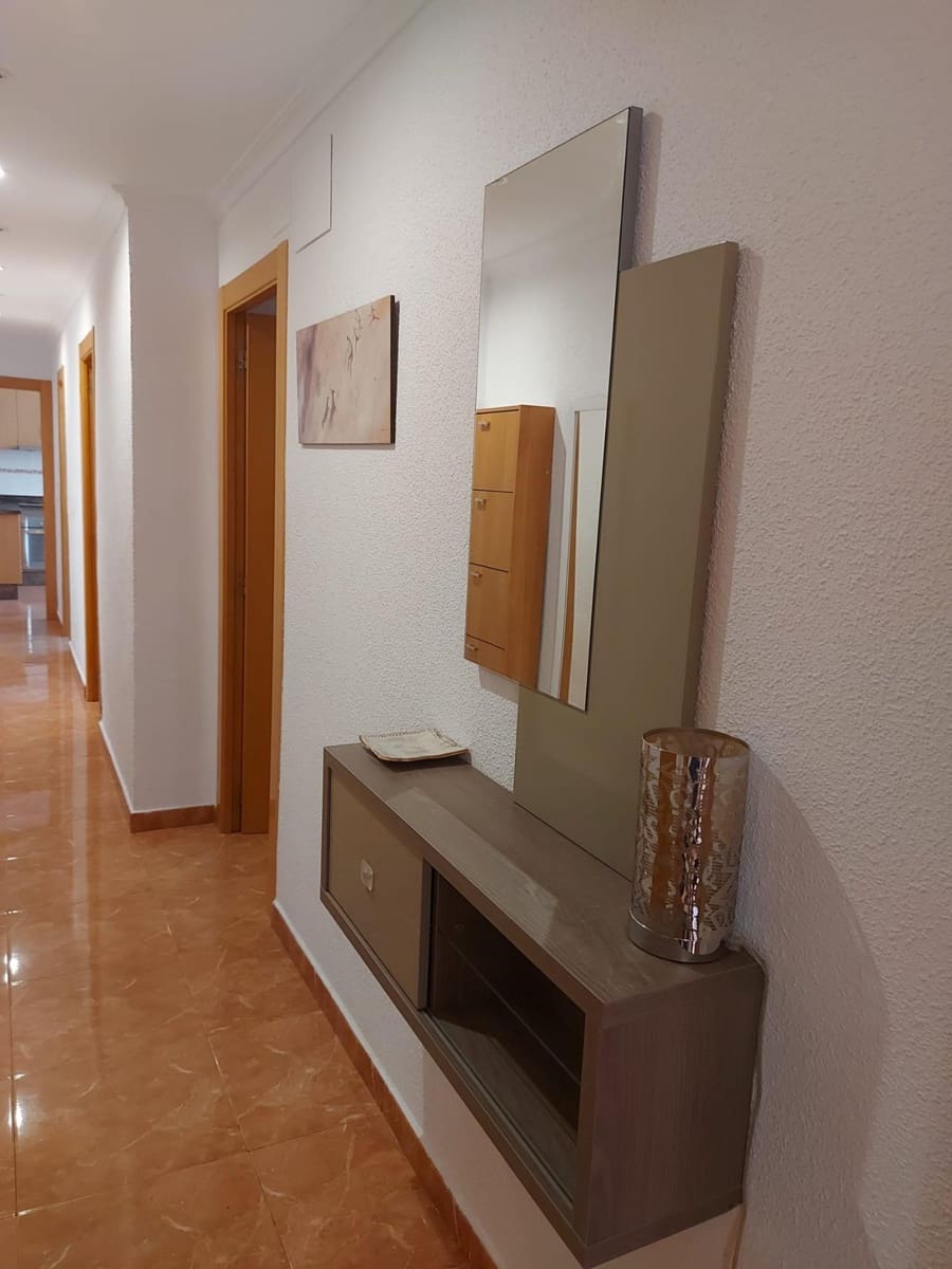 3 bedroom Flat for sale in Elche / Elx - € 250,000 (Ref: 9741853)