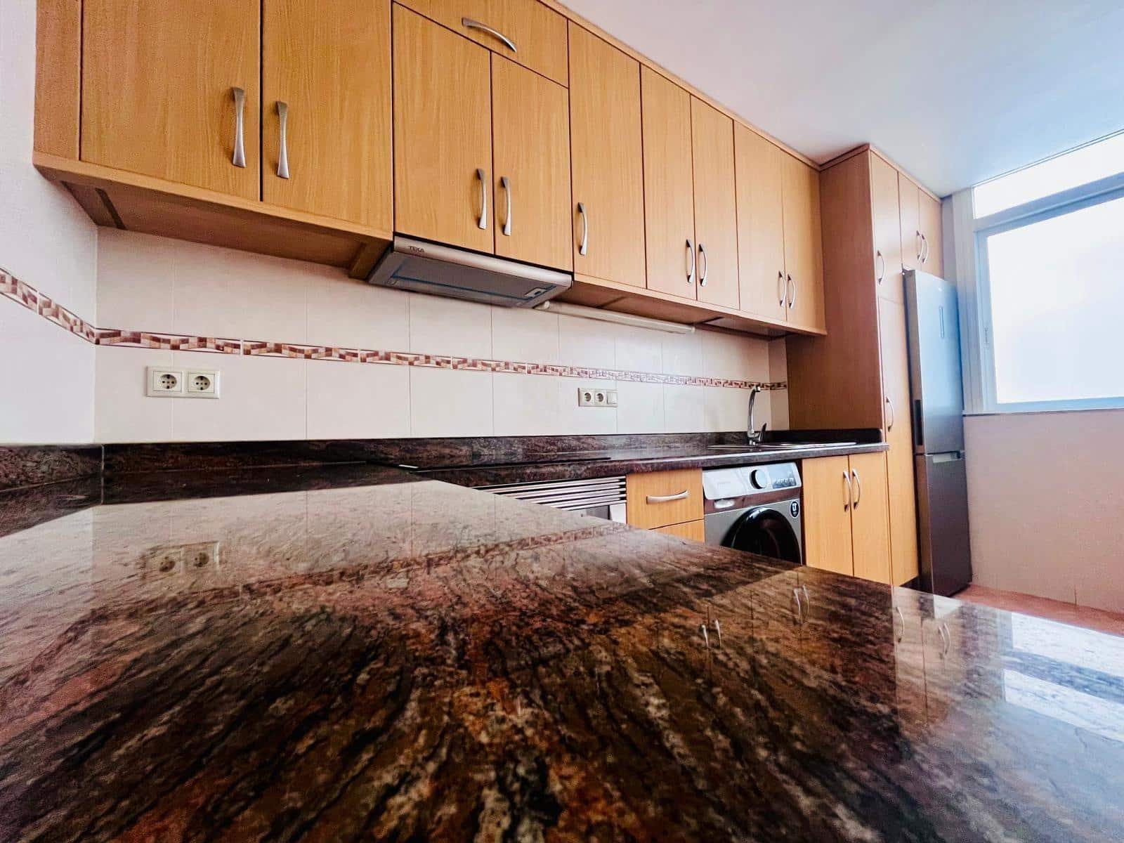 3 sovrum Lägenhet till salu i Elche / Elx - 250 000 € (Ref: 9741853)