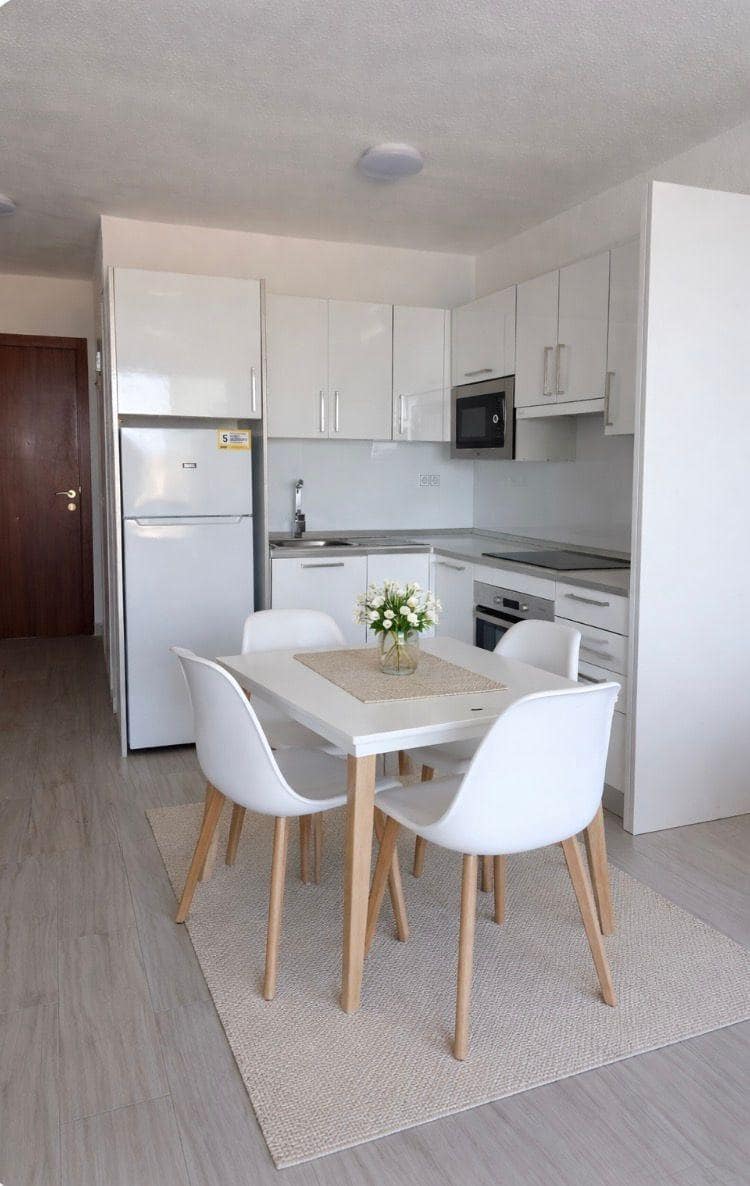 Studio til leie i Santa Pola med svømmebasseng - € 1 800 (Ref: 9752176)