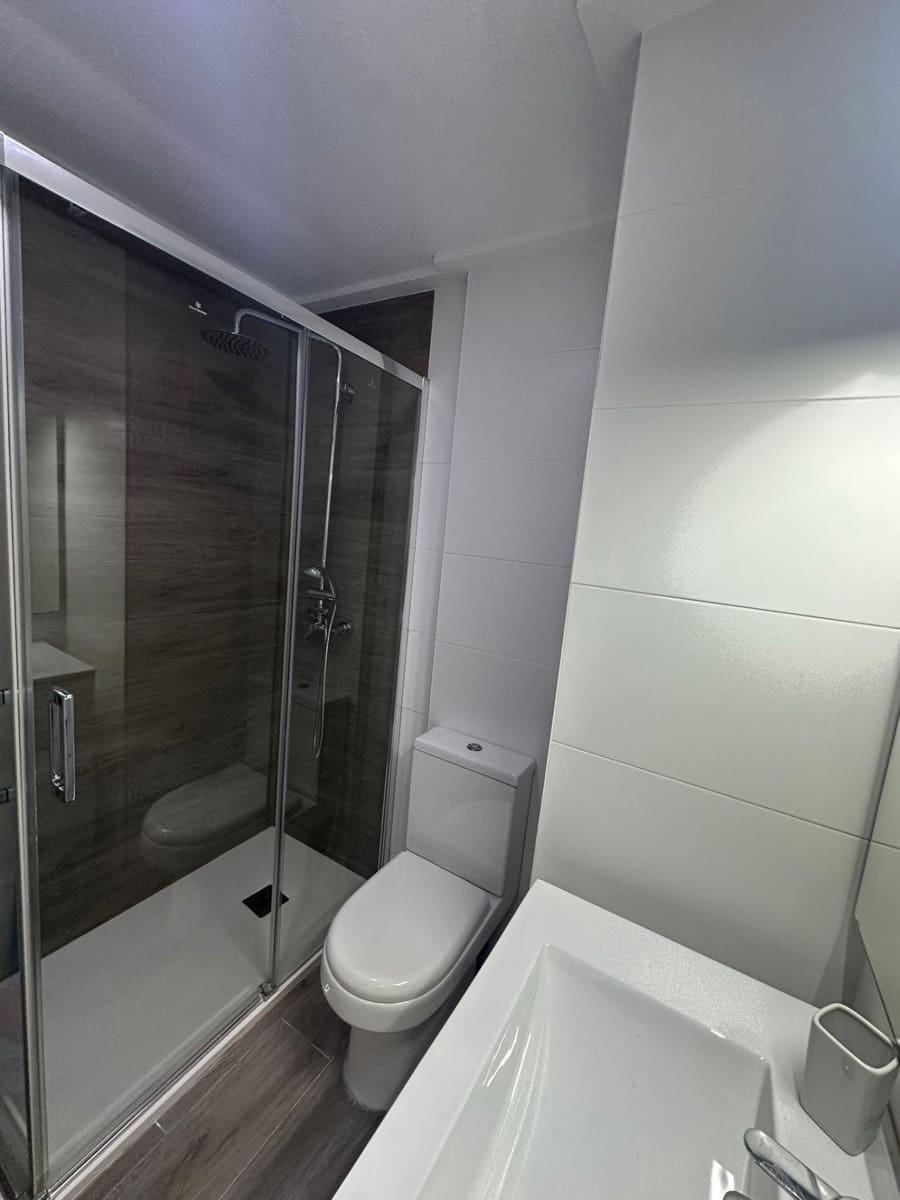 Studio til leie i Santa Pola med svømmebasseng - € 1 800 (Ref: 9752176)