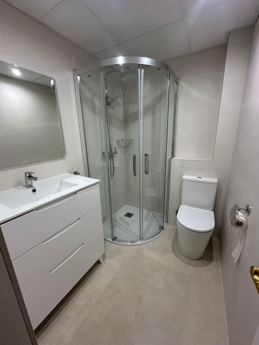 3 makuuhuone Asunto vuokrattavana paikassa Elche / Elx - 1 000 € (Ref: 9752177)