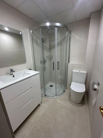 3 makuuhuone Asunto vuokrattavana paikassa Elche / Elx - 1 000 € (Ref: 9752177)