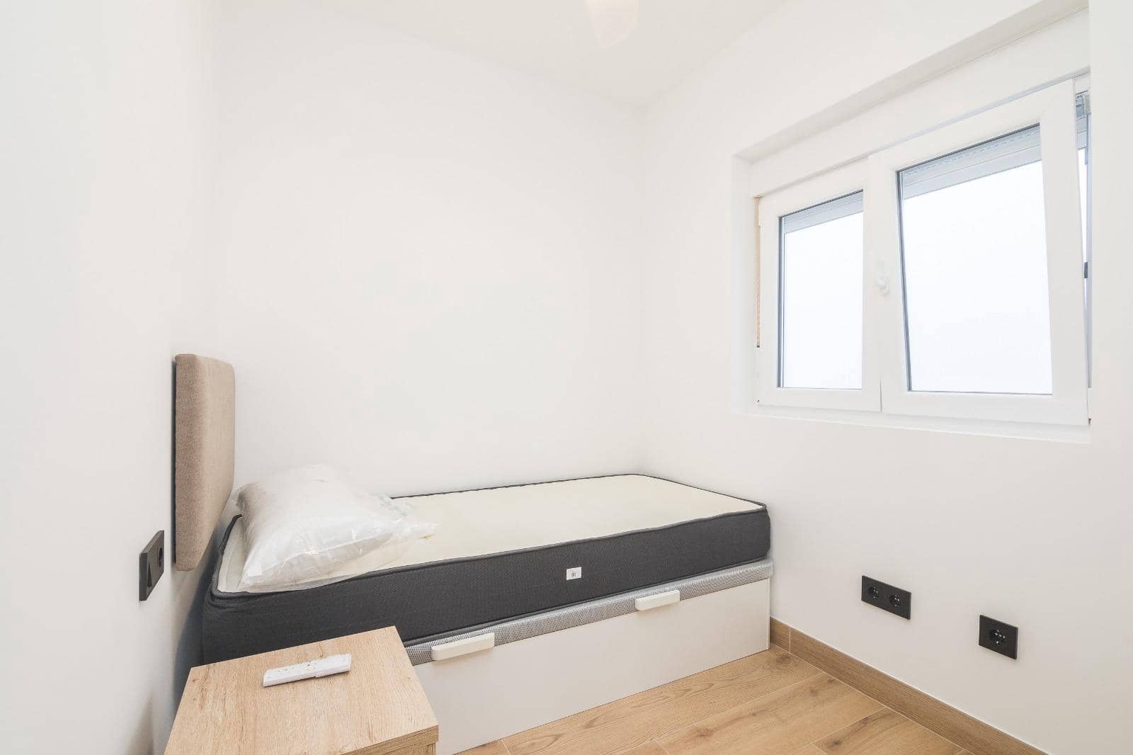 3 sypialnia Mieszkanie na sprzedaż w Elche / Elx - 180 000 € (Ref: 9755872)