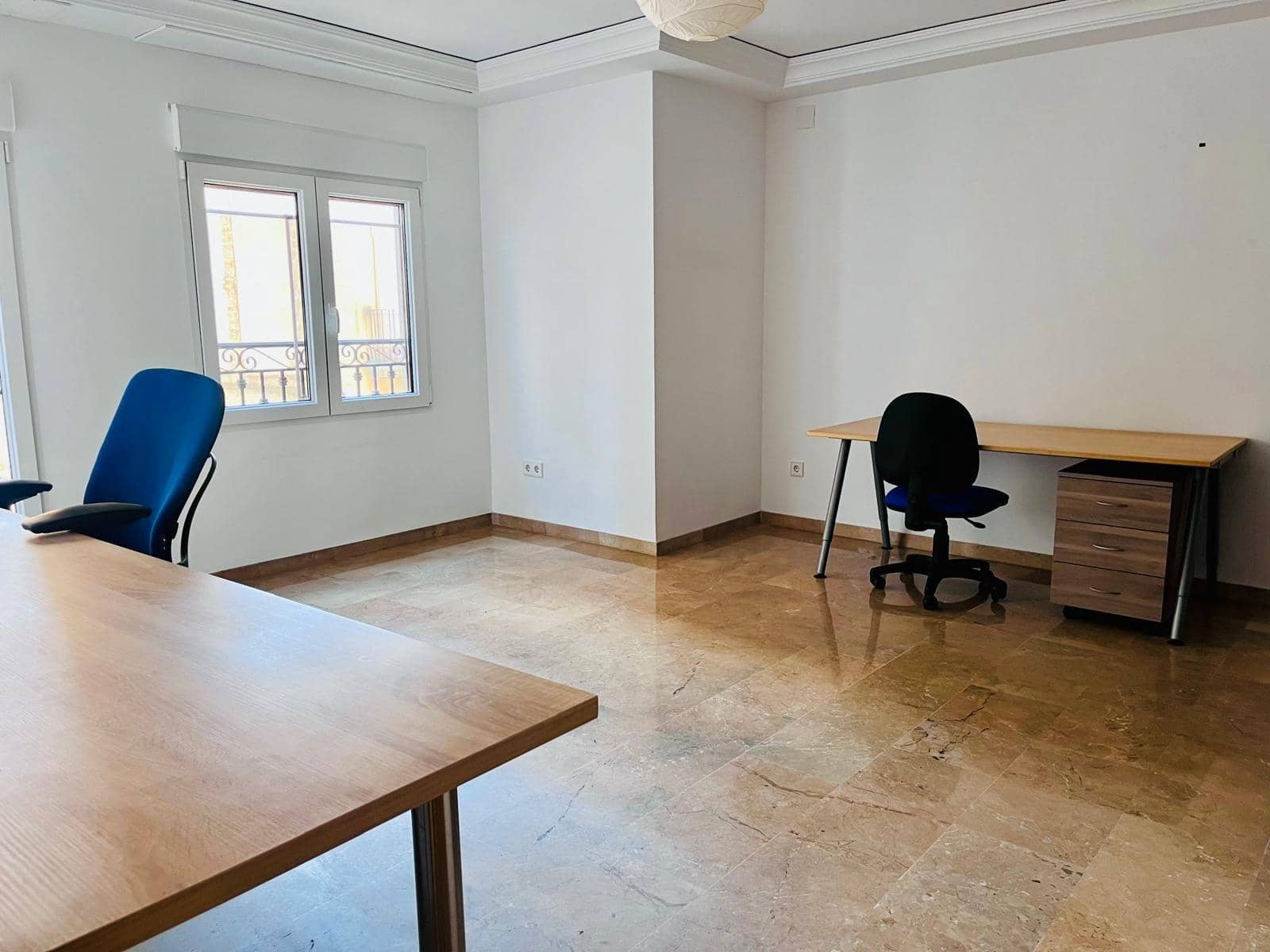 3 quarto Apartamento para arrendar em Elche / Elx - 900 € (Ref: 9785978)