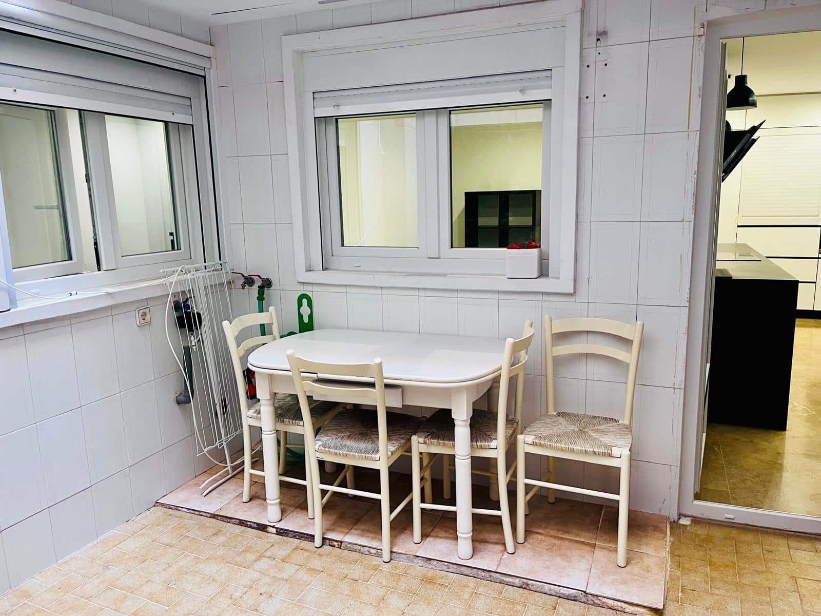 3 quarto Apartamento para arrendar em Elche / Elx - 900 € (Ref: 9785978)