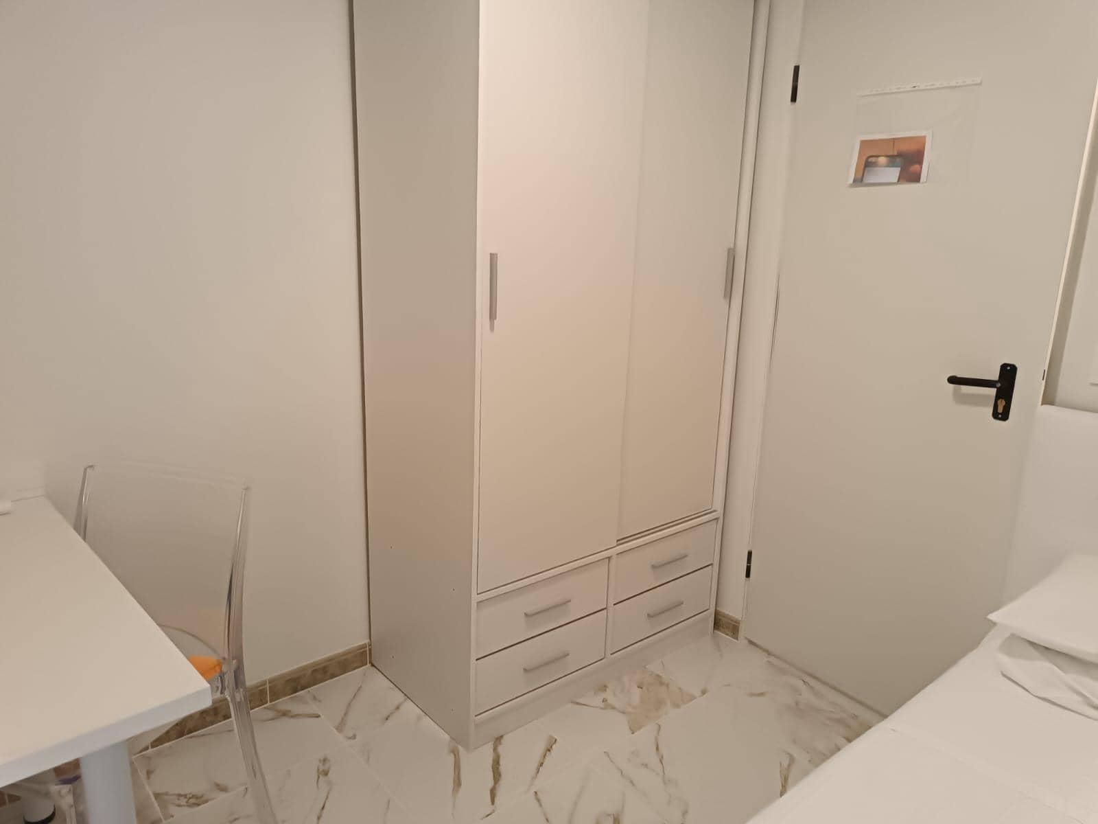 4 camera da letto Appartamento da affittare in Elche / Elx - 400 € (Rif: 9816009)