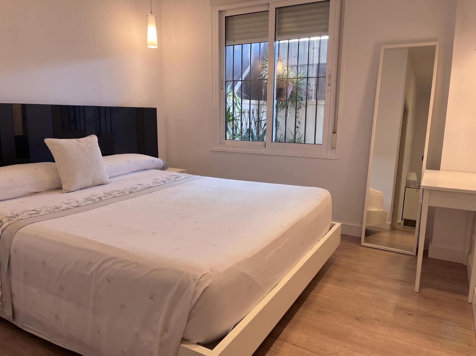 3 bedroom Apartment for sale in Elche / Elx with pool - € 260,000 (Ref: 9816010)
