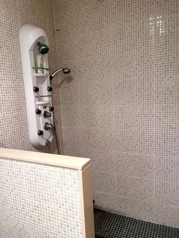Kommersiell att hyra i Elche / Elx - 450 € (Ref: 9825414)