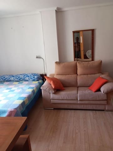 4 makuuhuone Huoneisto vuokrattavana paikassa Elche / Elx - 300 € (Ref: 9839465)