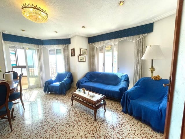 Piso de 3 habitaciones en Elche / Elx en venta con garaje - 195.000 € (Ref: 9843679)