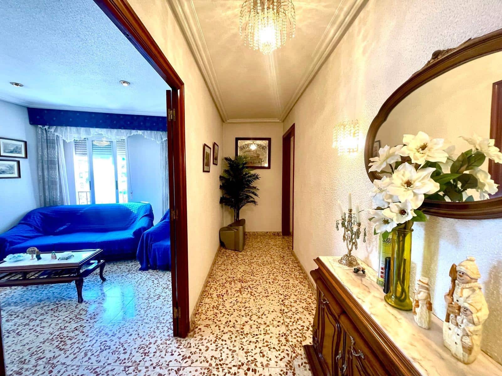 Piso de 3 habitaciones en Elche / Elx en venta con garaje - 195.000 € (Ref: 9843679)
