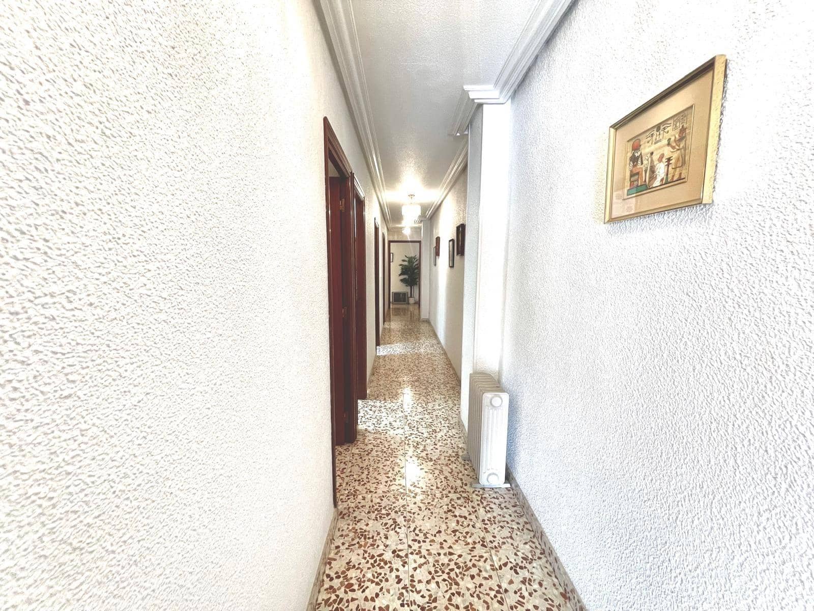 Piso de 3 habitaciones en Elche / Elx en venta con garaje - 195.000 € (Ref: 9843679)