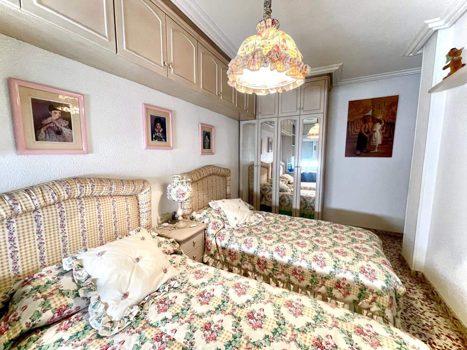 Piso de 3 habitaciones en Elche / Elx en venta con garaje - 195.000 € (Ref: 9843679)
