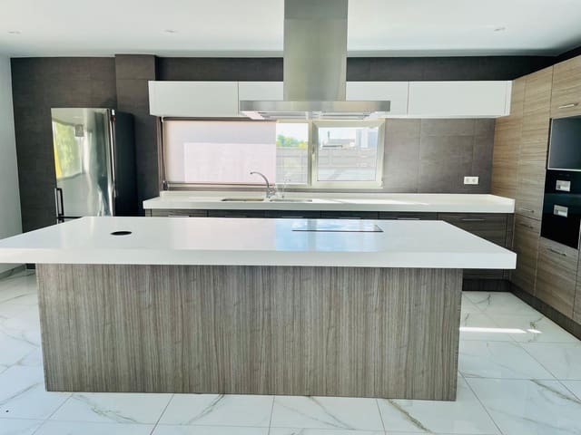 7 sypialnia Willa na sprzedaż w Peña de las Águilas, Elche / Elx z basenem - 985 000 € (Ref: 9860258)