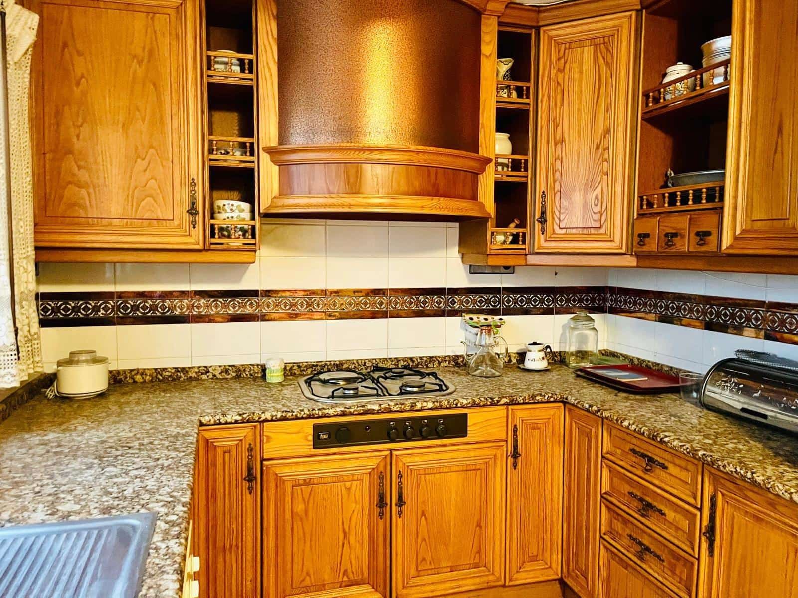 4 sovrum Lägenhet till salu i Elche / Elx - 470 000 € (Ref: 9862018)