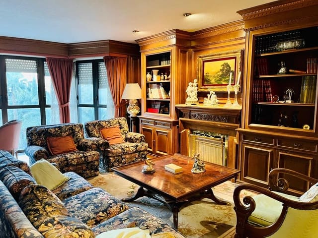 4 sovrum Lägenhet till salu i Centro, Elche / Elx - 470 000 € (Ref: 9862018)