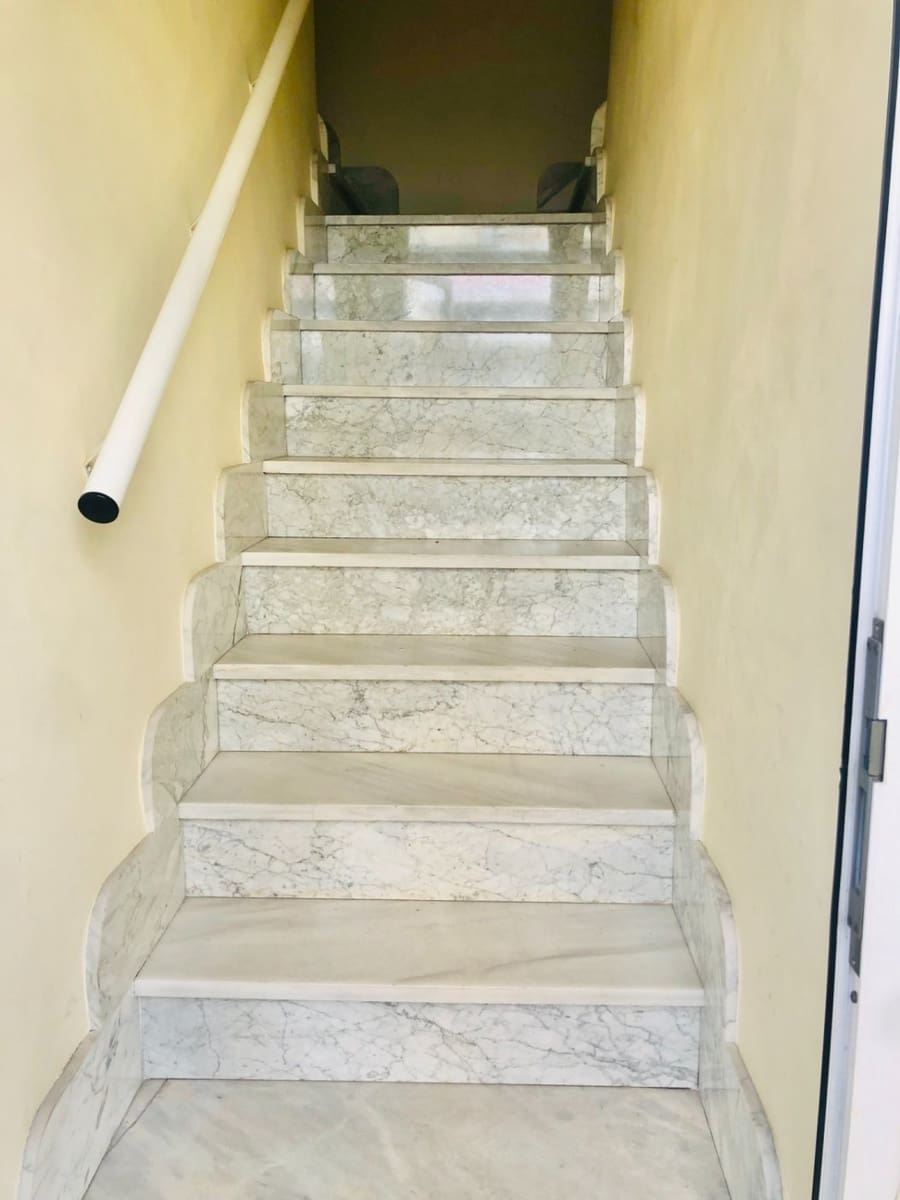 Office for rent in Elche / Elx - € 400 (Ref: 9865363)