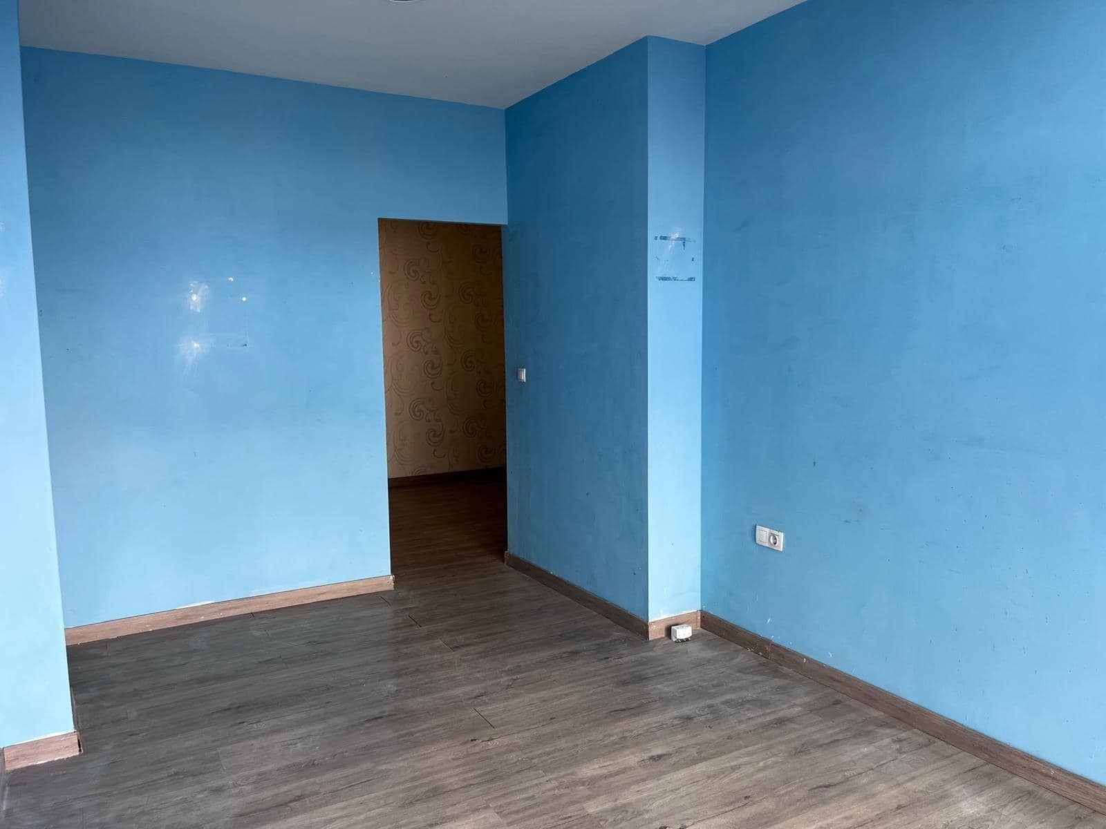 4 bedroom Apartment for sale in La Hoya - € 160,000 (Ref: 9884953)