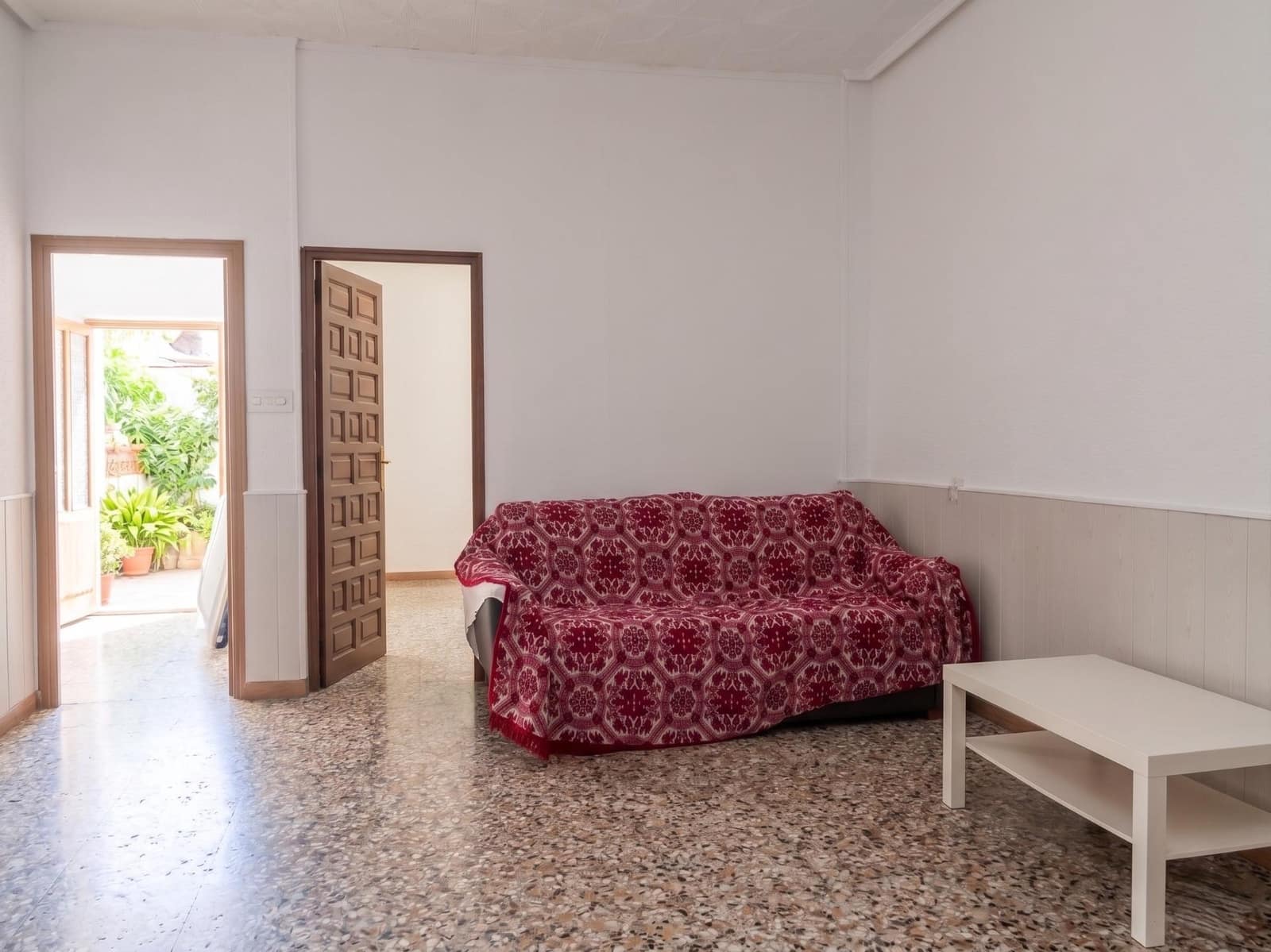 4 bedroom Apartment for sale in La Hoya - € 160,000 (Ref: 9884953)