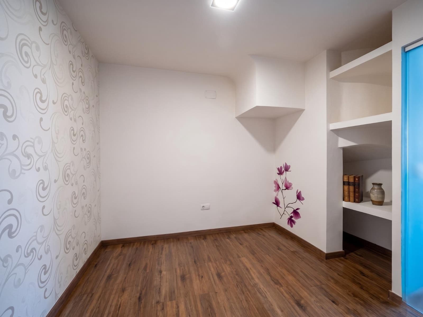 4 bedroom Apartment for sale in La Hoya - € 160,000 (Ref: 9884953)