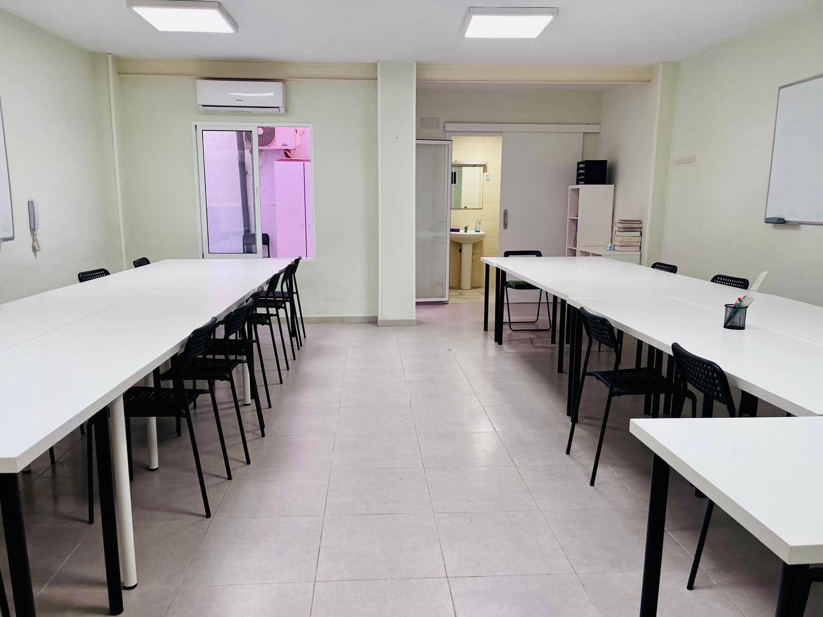 2 Zimmer Gewerbe zu vermieten in Elche / Elx - 700 € (Ref: 9922455)