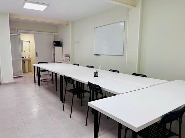 2 Zimmer Gewerbe zu vermieten in Elche / Elx - 700 € (Ref: 9922455)