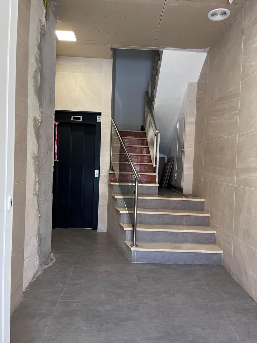 5 chambre Appartement à vendre à Elche / Elx - 185 000 € (Ref: 9959928)