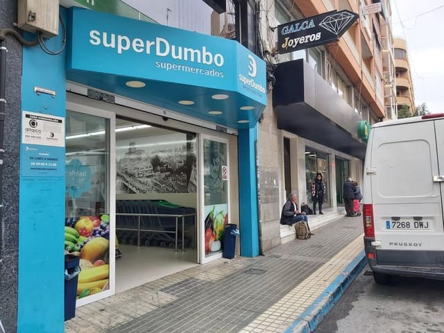 Commercieel te koop in Centro, Elche / Elx - € 6.000.000 (Ref: 9963234)