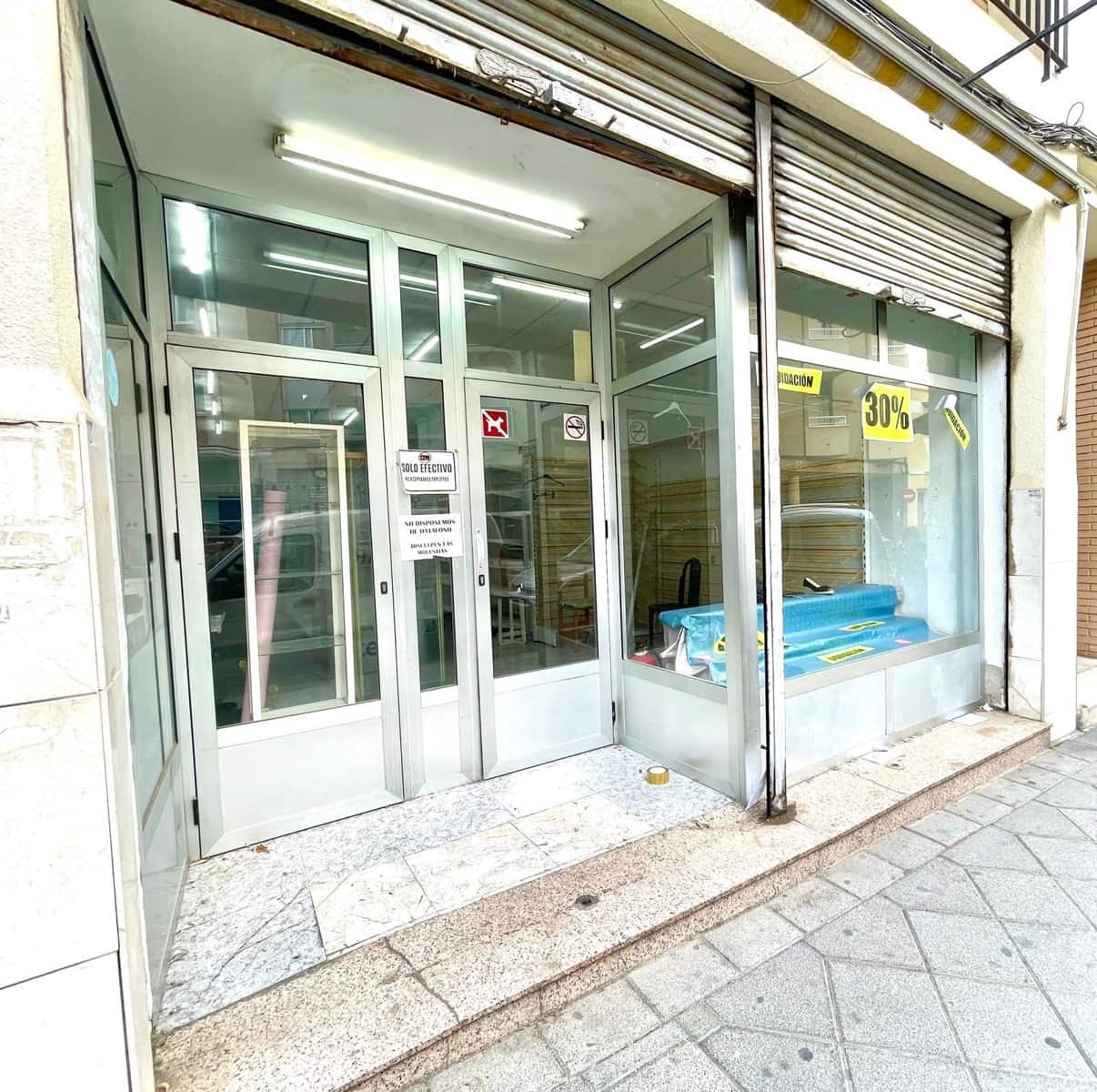 Commercial for rent in Elche / Elx - € 750 (Ref: 9966745)