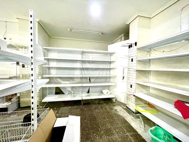 Gewerbe zu vermieten in Elche / Elx - 750 € (Ref: 9966745)